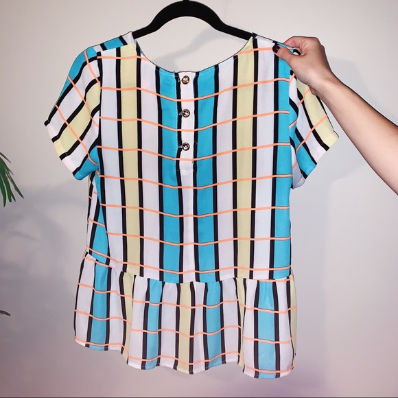 Short Sleeve Peplum Blouse - Picture 2 of 2